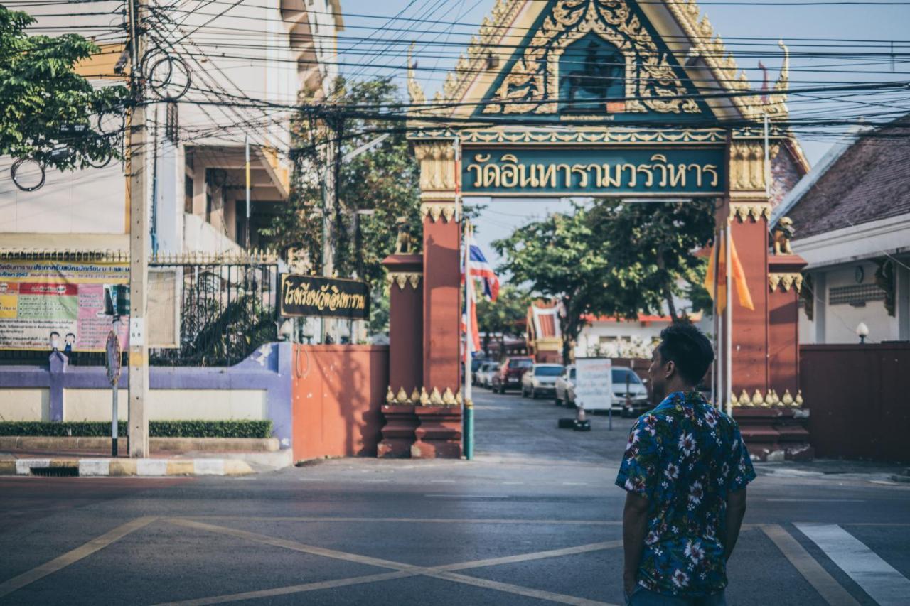 One Of Us House Vandrehjem Bangkok Eksteriør billede