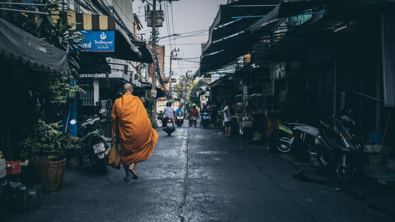 One Of Us House Vandrehjem Bangkok Eksteriør billede